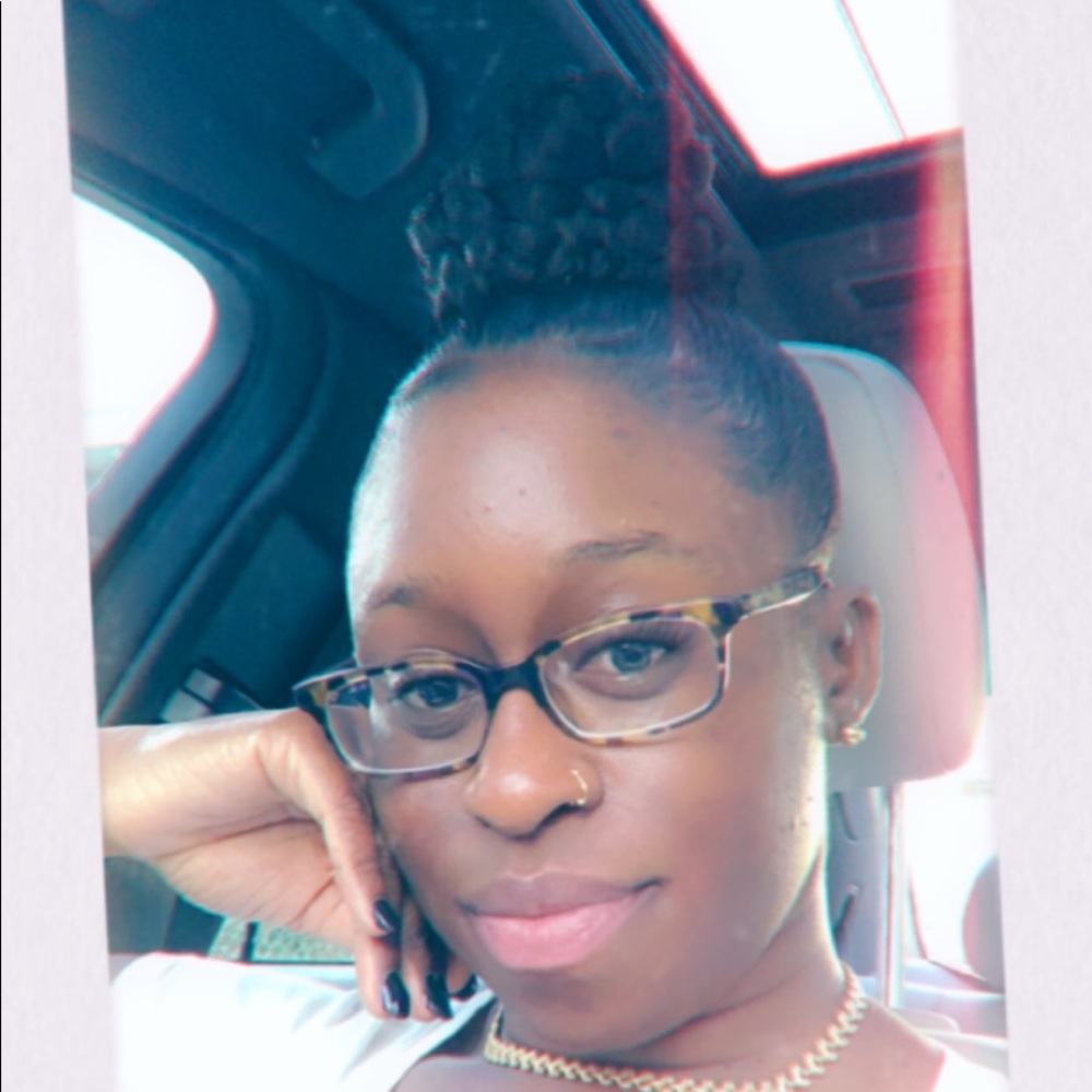 Meet your Posher, Sowaya